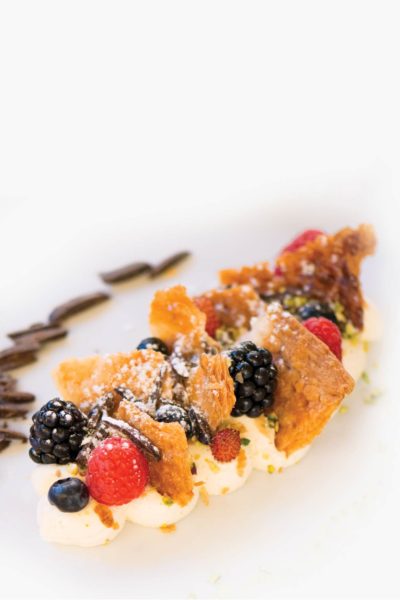 millefoglie-con-crema-e-frutti-di-bosco